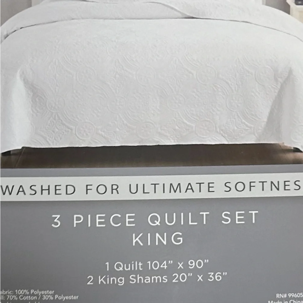 Simply Soft Collection 3 Piece King White Quilt Set 104”x90”